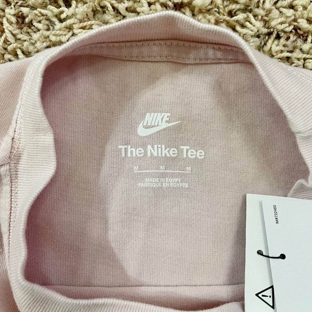 Nike Men’s Sportswear Max 90 Long Sleeve T-Shirt Pink DZ3080-699, Size Medium - Picture 4 of 7
